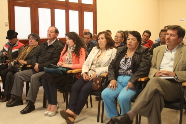Prefecto recibió a la Colonia de Angamarquenses residentes en Quito y Latacunga